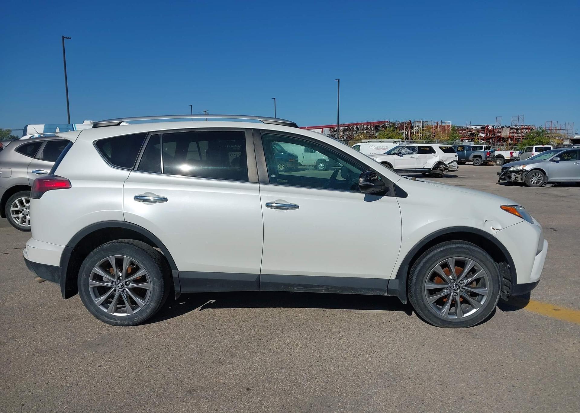 2016 TOYOTA RAV4 LIMITED