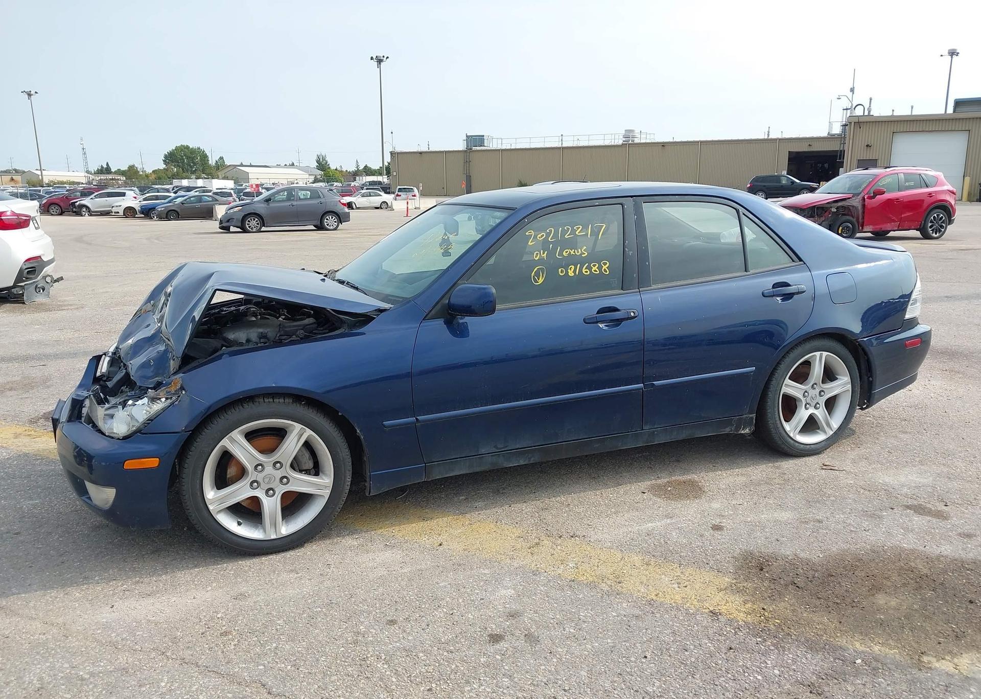 2004 LEXUS IS 300