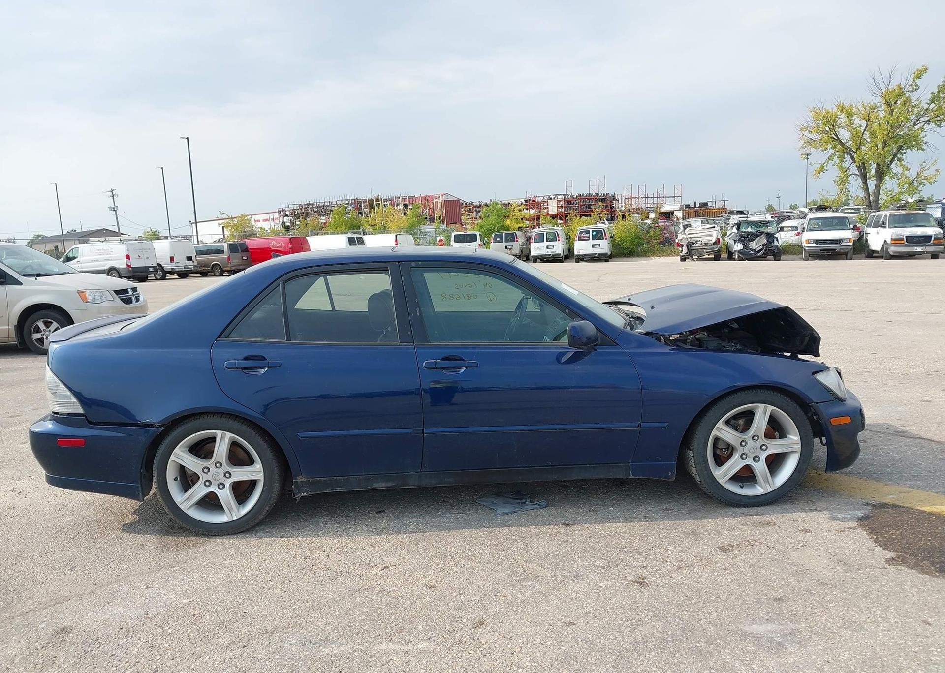2004 LEXUS IS 300