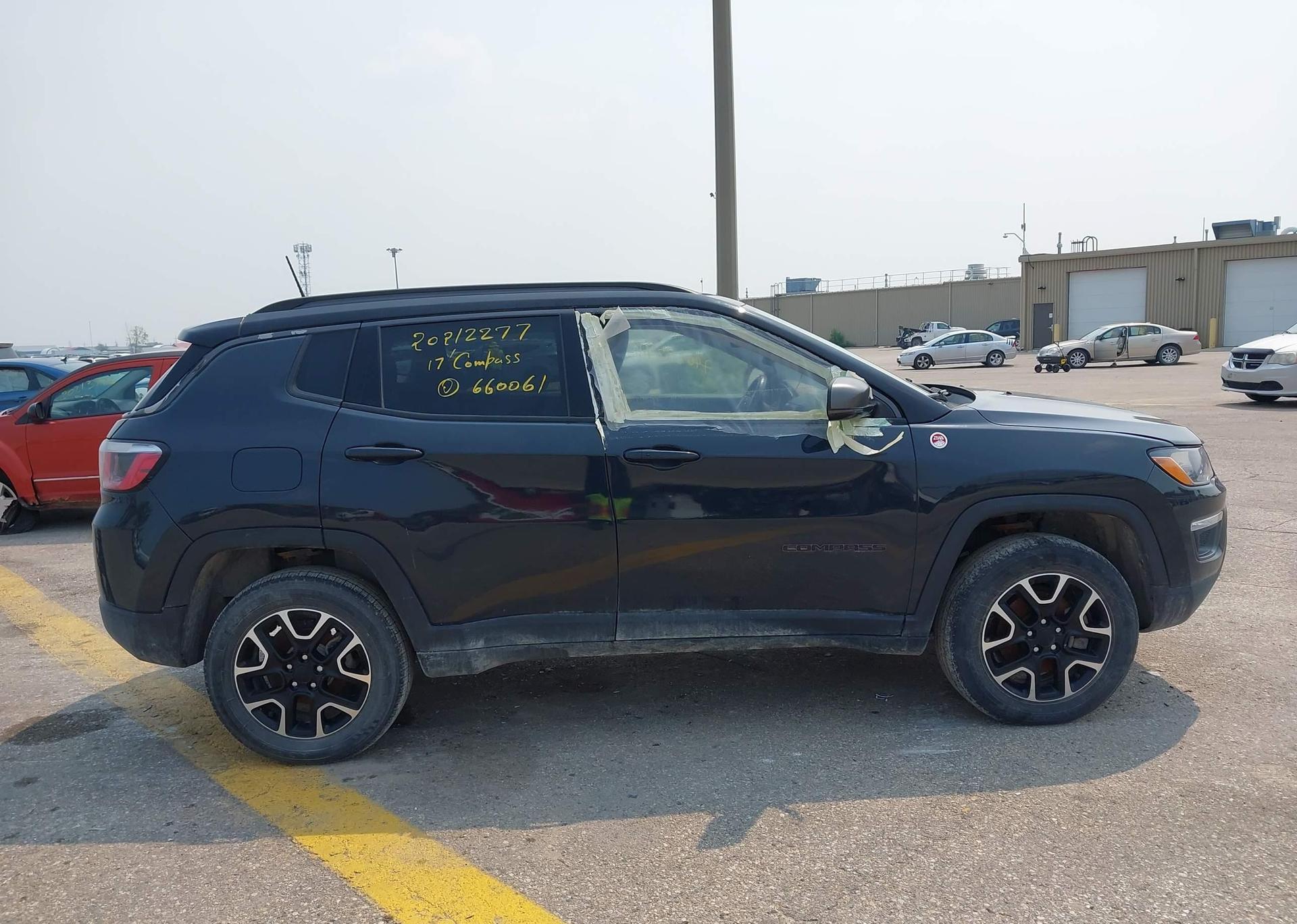 2017 JEEP COMPASS TRAILHAWK