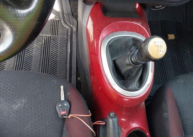 2011 NISSAN JUKE SV