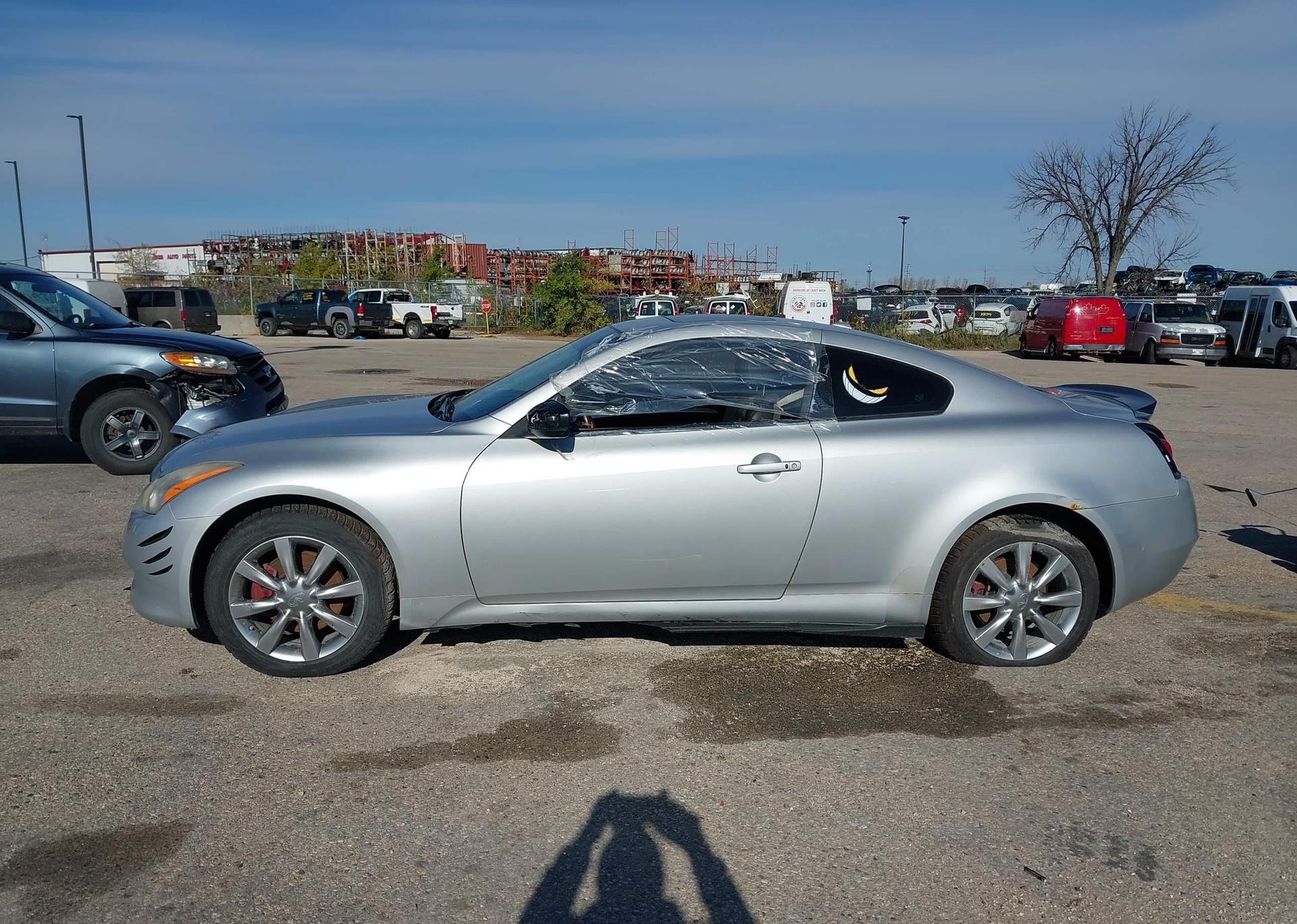 2009 INFINITI G37X