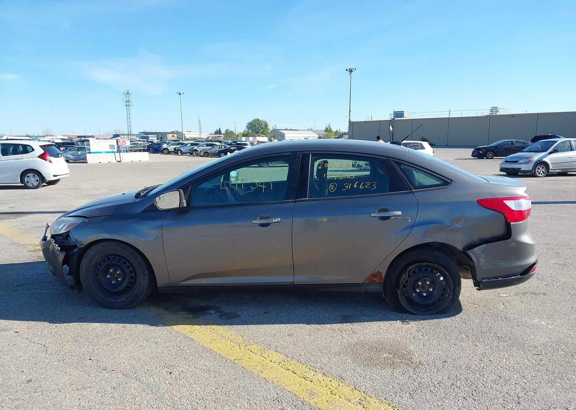 2013 FORD FOCUS SE
