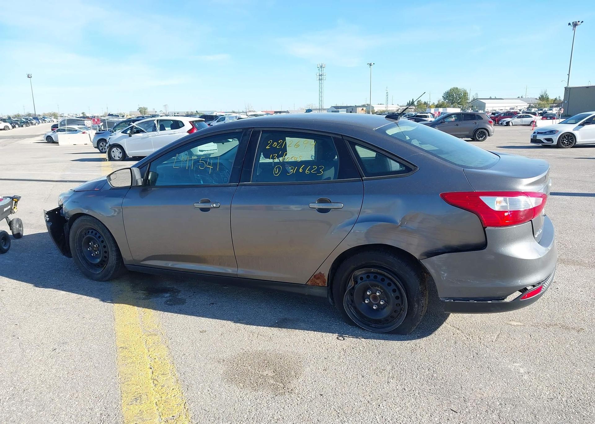 2013 FORD FOCUS SE