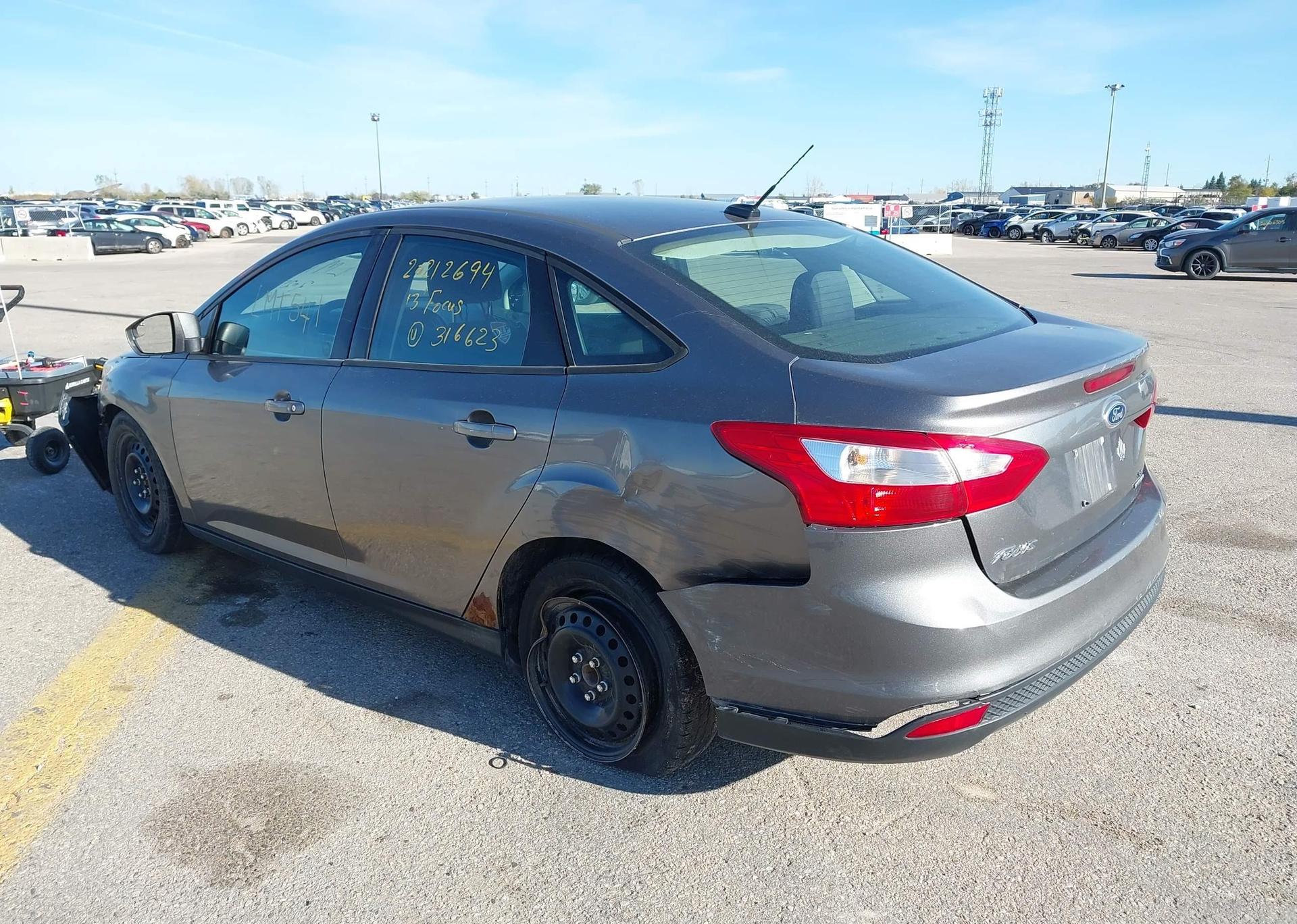 2013 FORD FOCUS SE