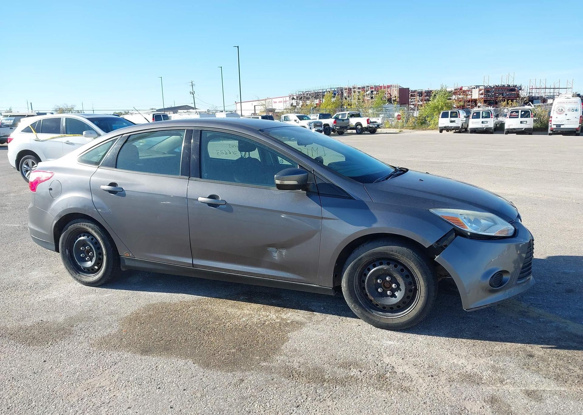 2013 FORD FOCUS SE