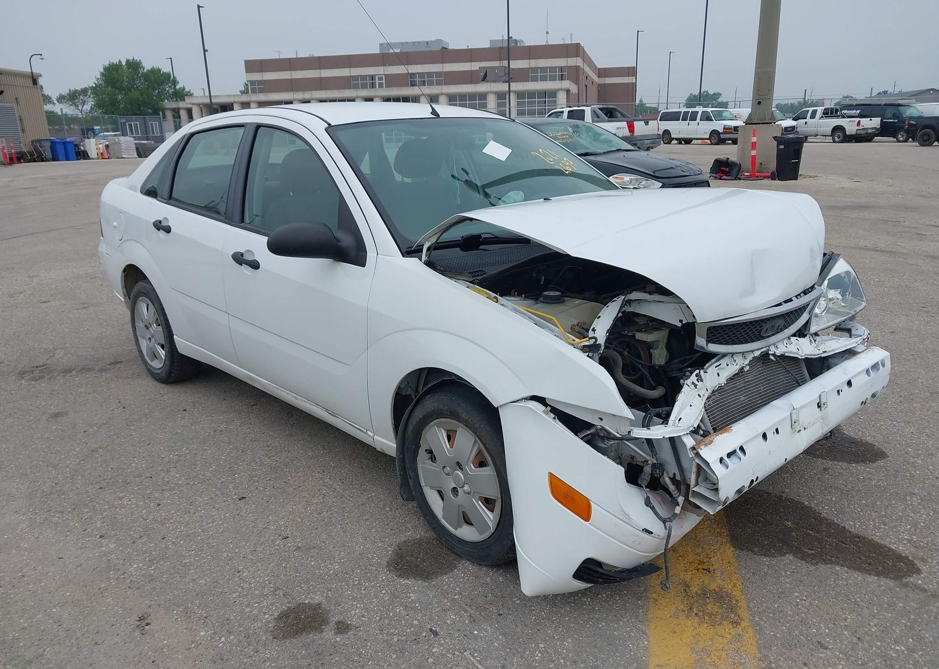 2007 FORD FOCUS ZX4 SE