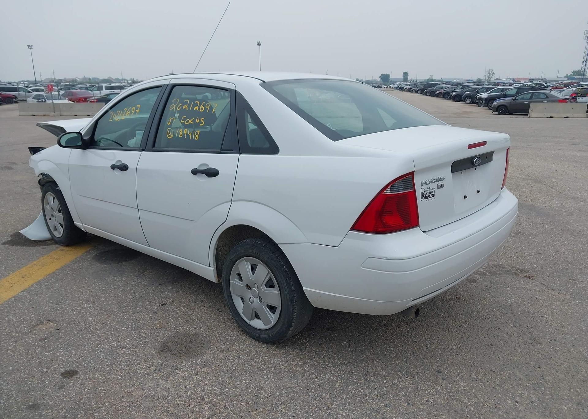 2007 FORD FOCUS ZX4 SE