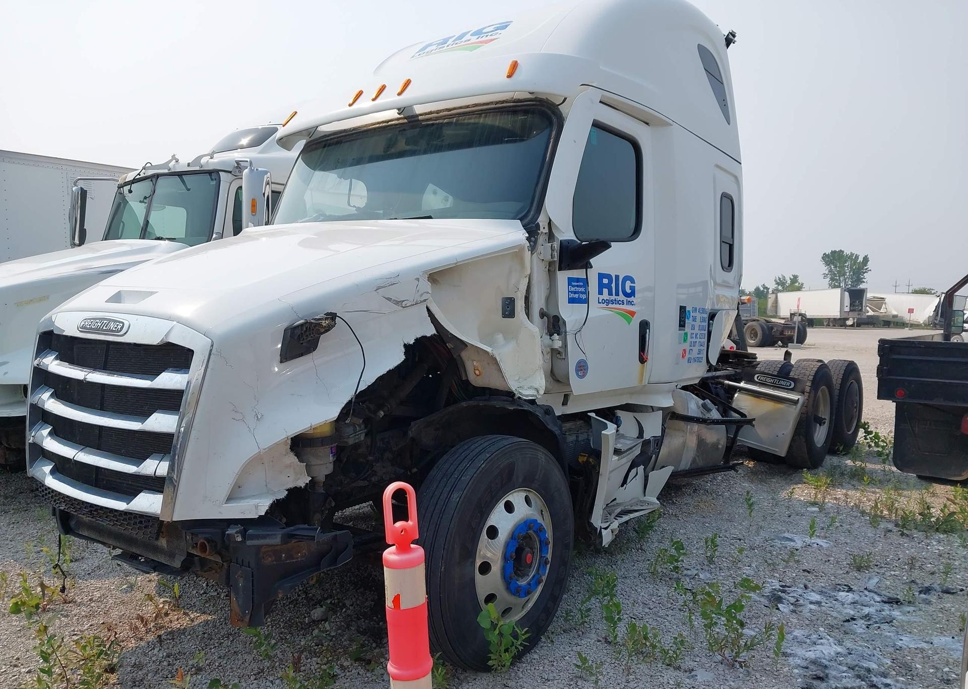 2022 FREIGHTLINER CASCADIA 126