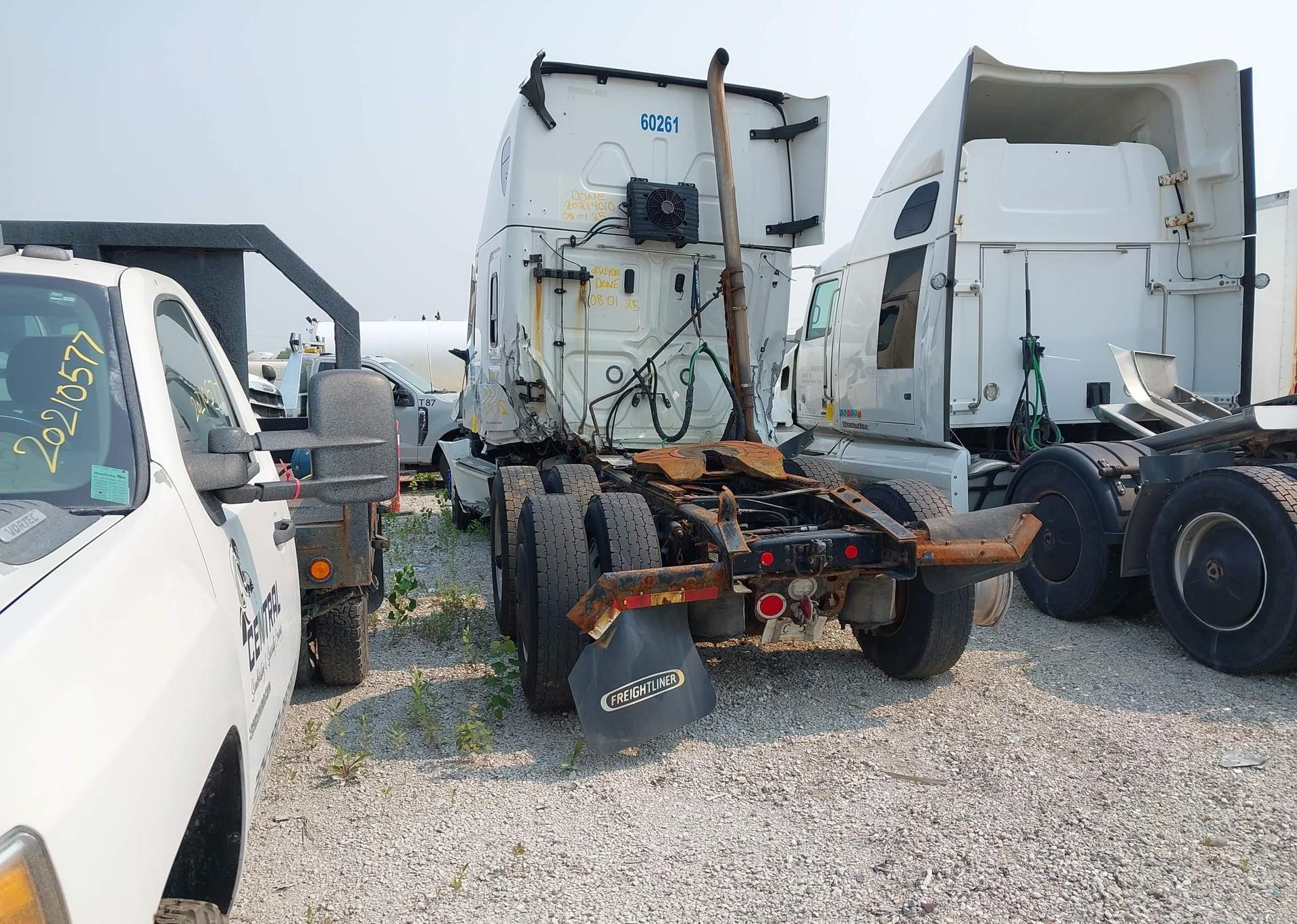2022 FREIGHTLINER CASCADIA 126