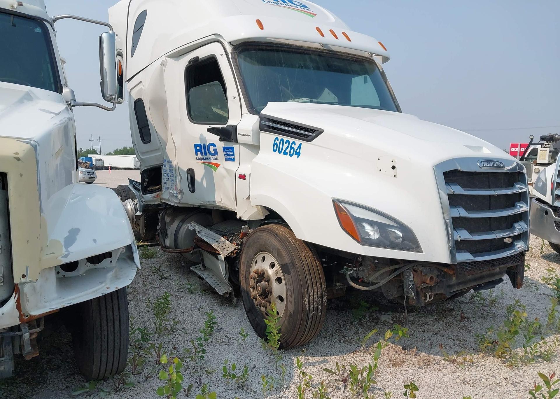 2022 FREIGHTLINER CASCADIA 126