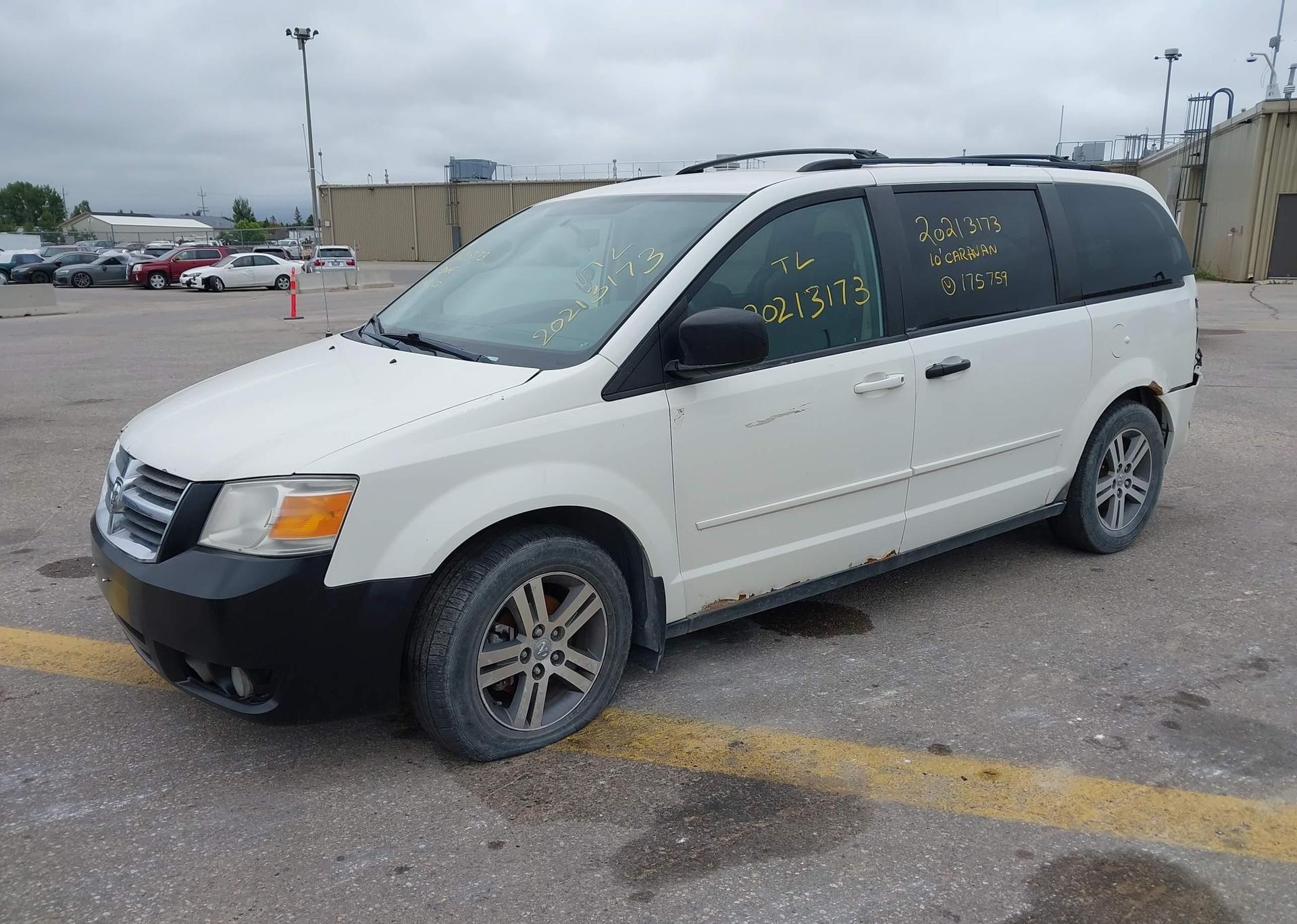 2010 DODGE GRAND CARAVAN SE