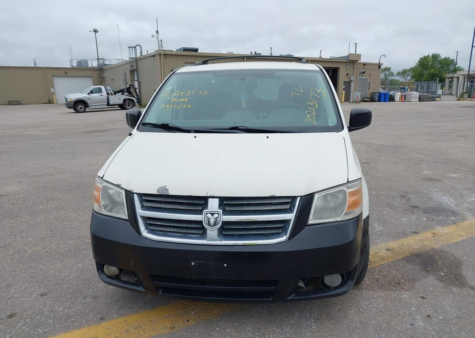2010 DODGE GRAND CARAVAN SE