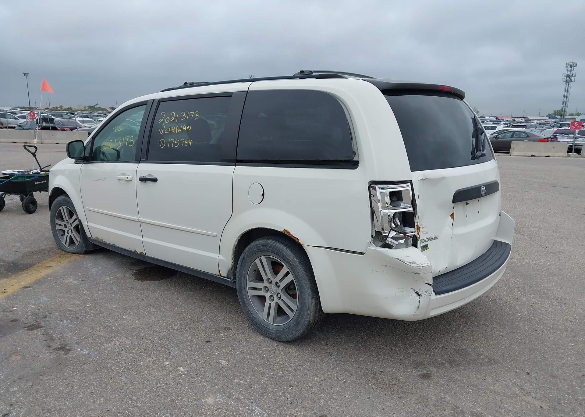 2010 DODGE GRAND CARAVAN SE