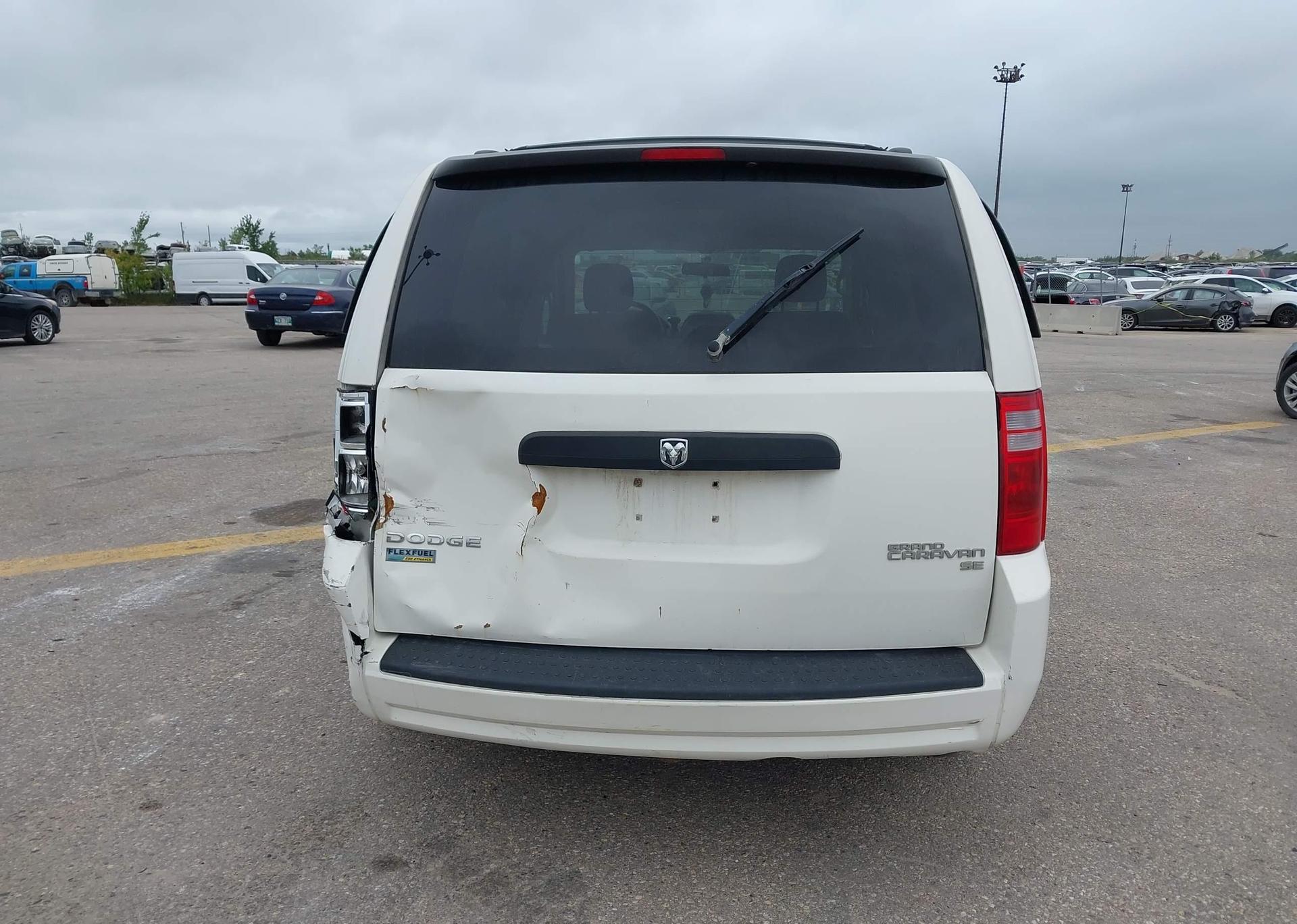 2010 DODGE GRAND CARAVAN SE