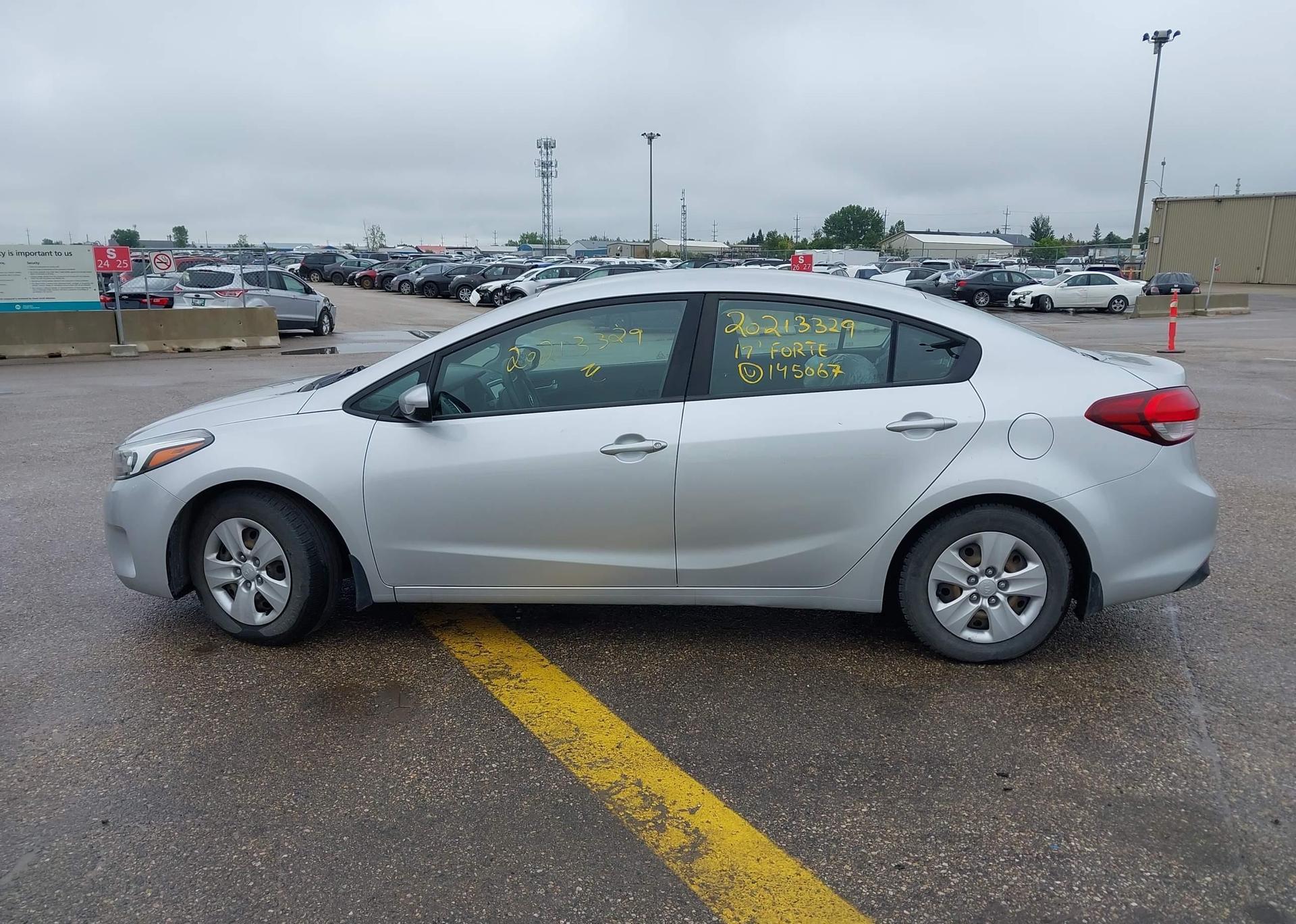 2017 KIA FORTE LX