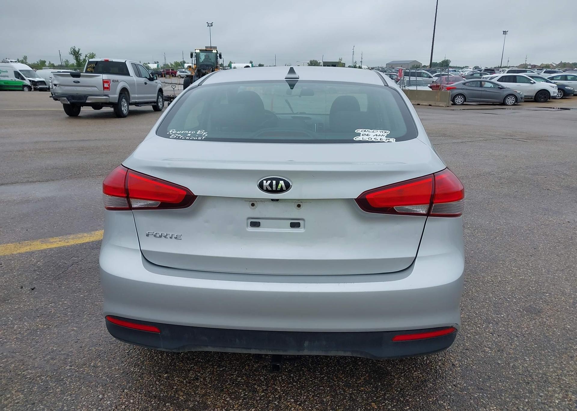 2017 KIA FORTE LX