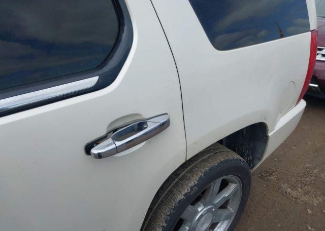 2007 CADILLAC ESCALADE LUXURY
