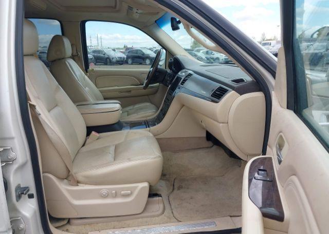 2007 CADILLAC ESCALADE LUXURY