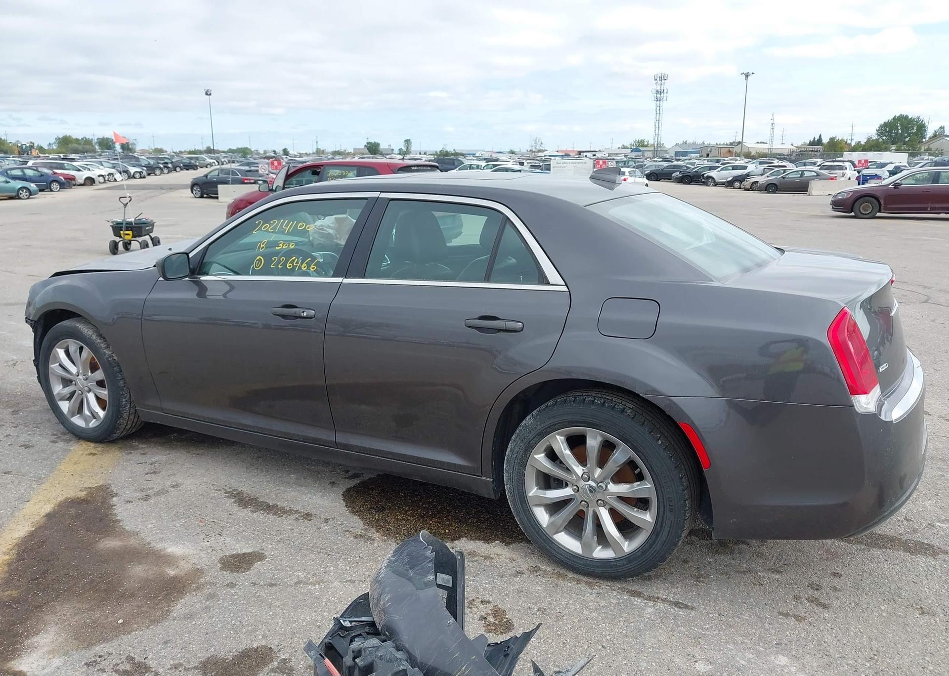 2018 CHRYSLER 300 LIMITED