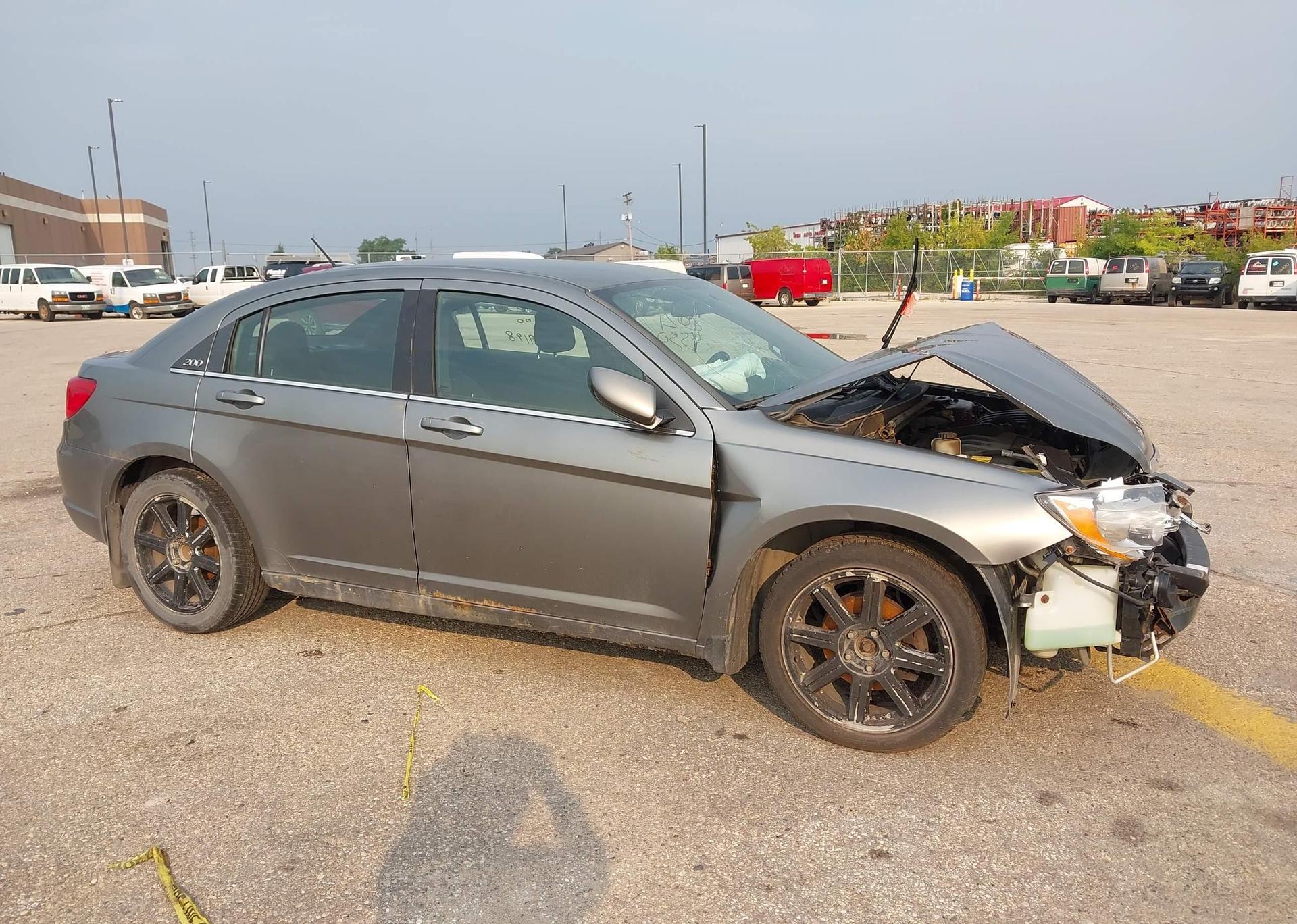 2012 CHRYSLER 200 LX