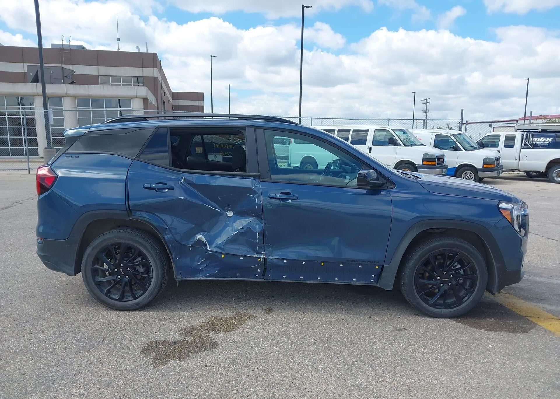 2024 GMC TERRAIN SLE