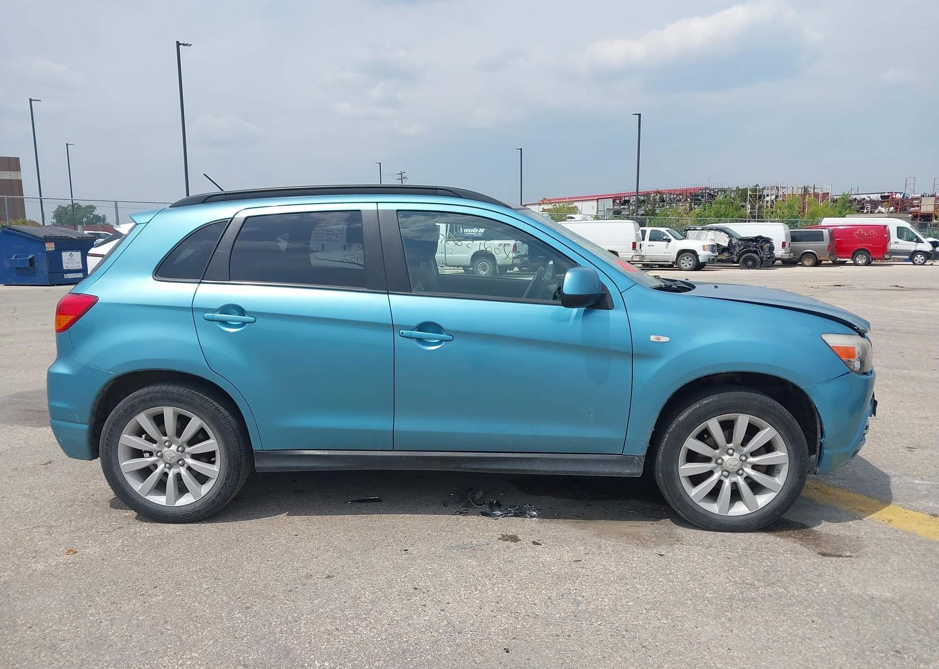 2011 MITSUBISHI RVR GT