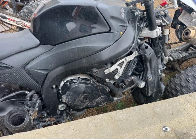 2013 SUZUKI GSX-R1000
