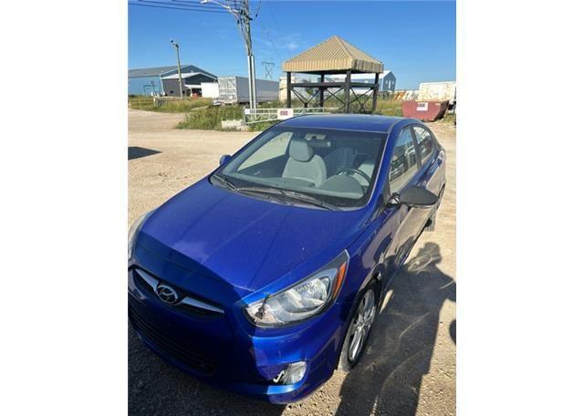 2013 HYUNDAI ACCENT GLS
