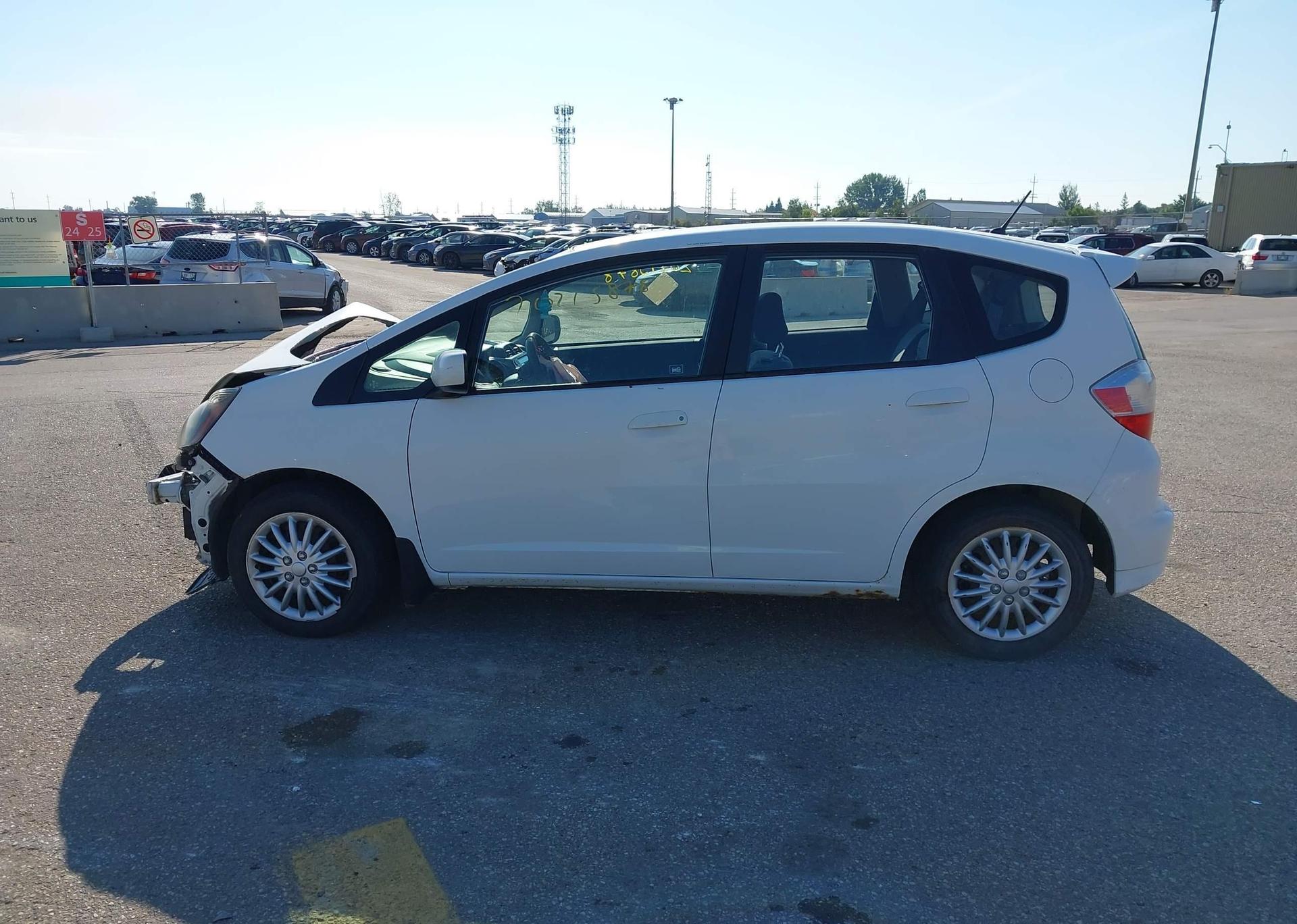 2013 HONDA FIT LX