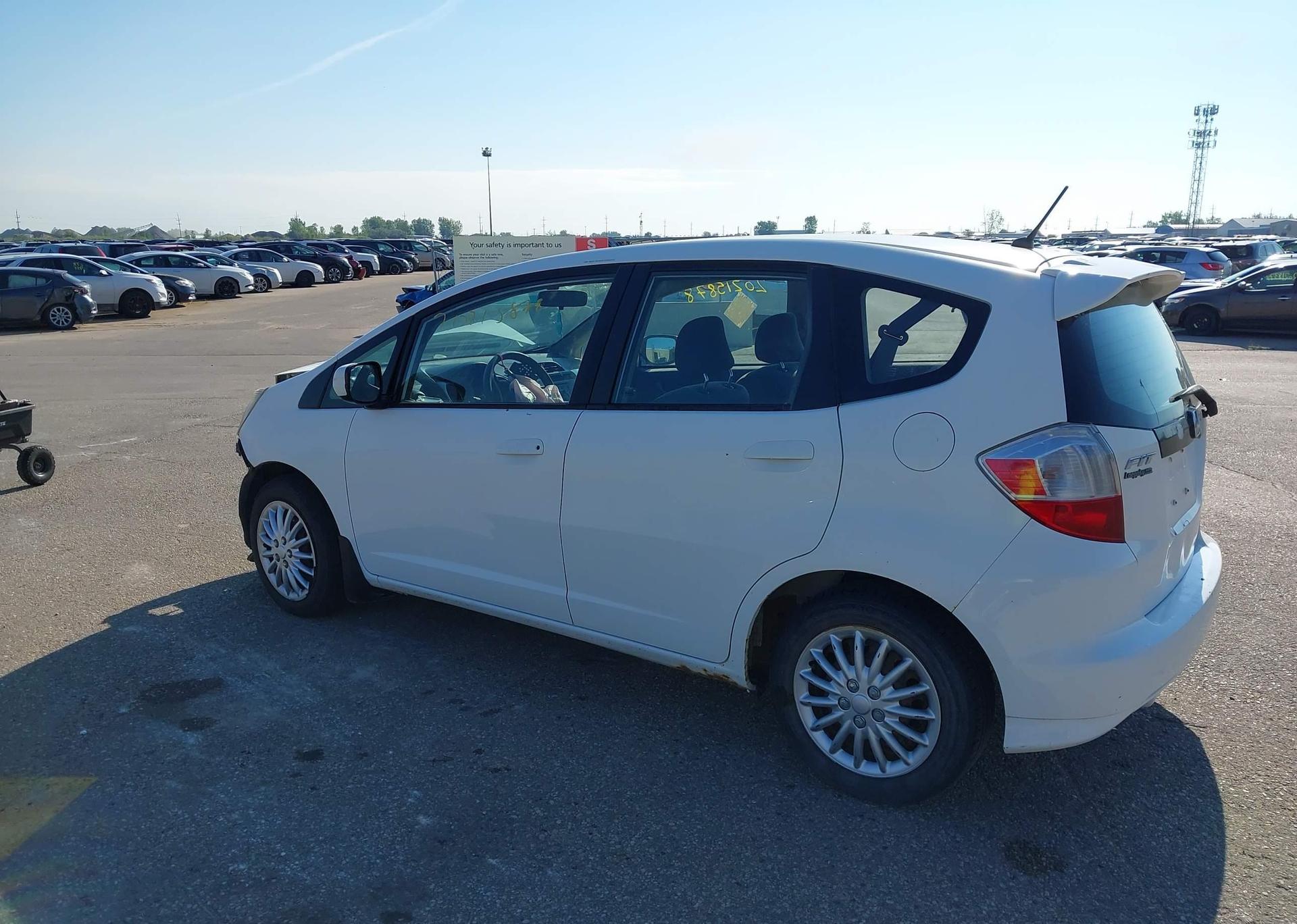 2013 HONDA FIT LX