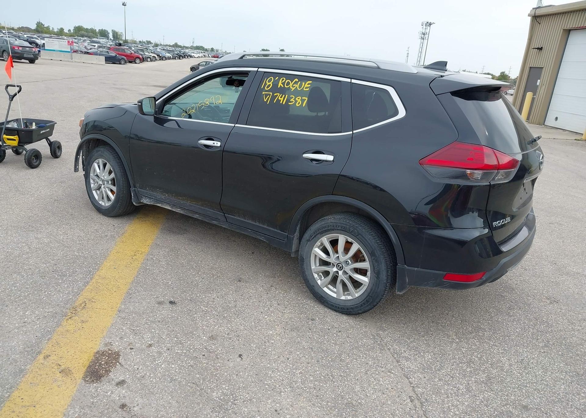 2018 NISSAN ROGUE SV