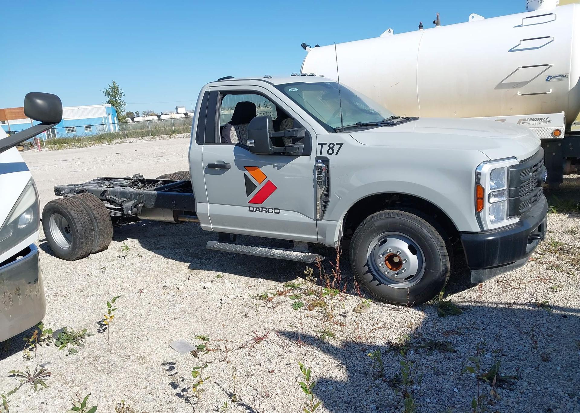 2025 FORD F350 SUPER DUTY XL