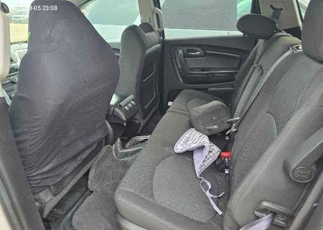 2011 CHEVROLET TRAVERSE LT