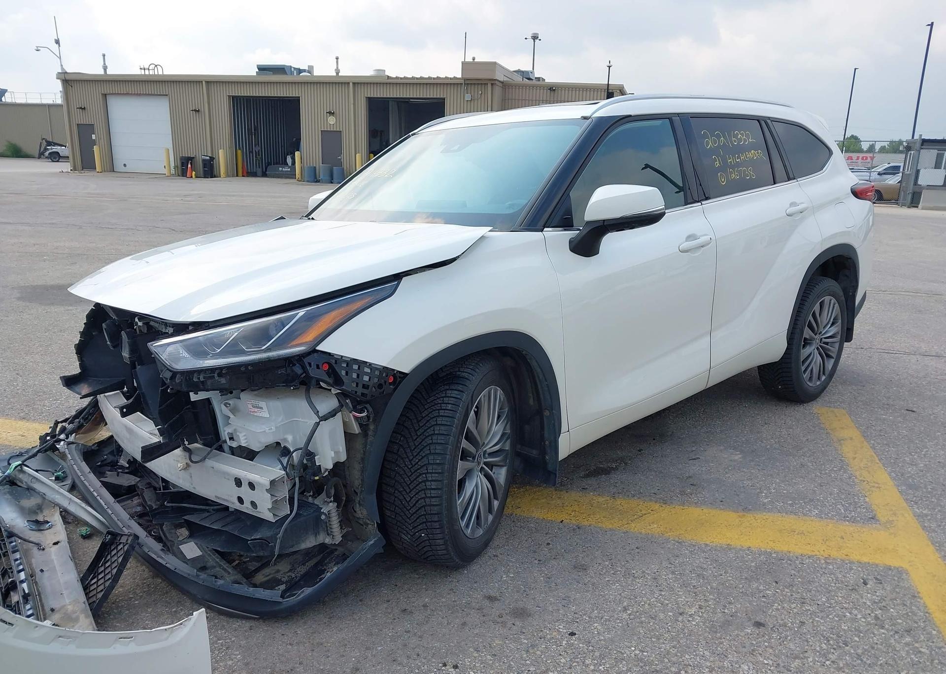 2021 TOYOTA HIGHLANDER PLATINUM V6
