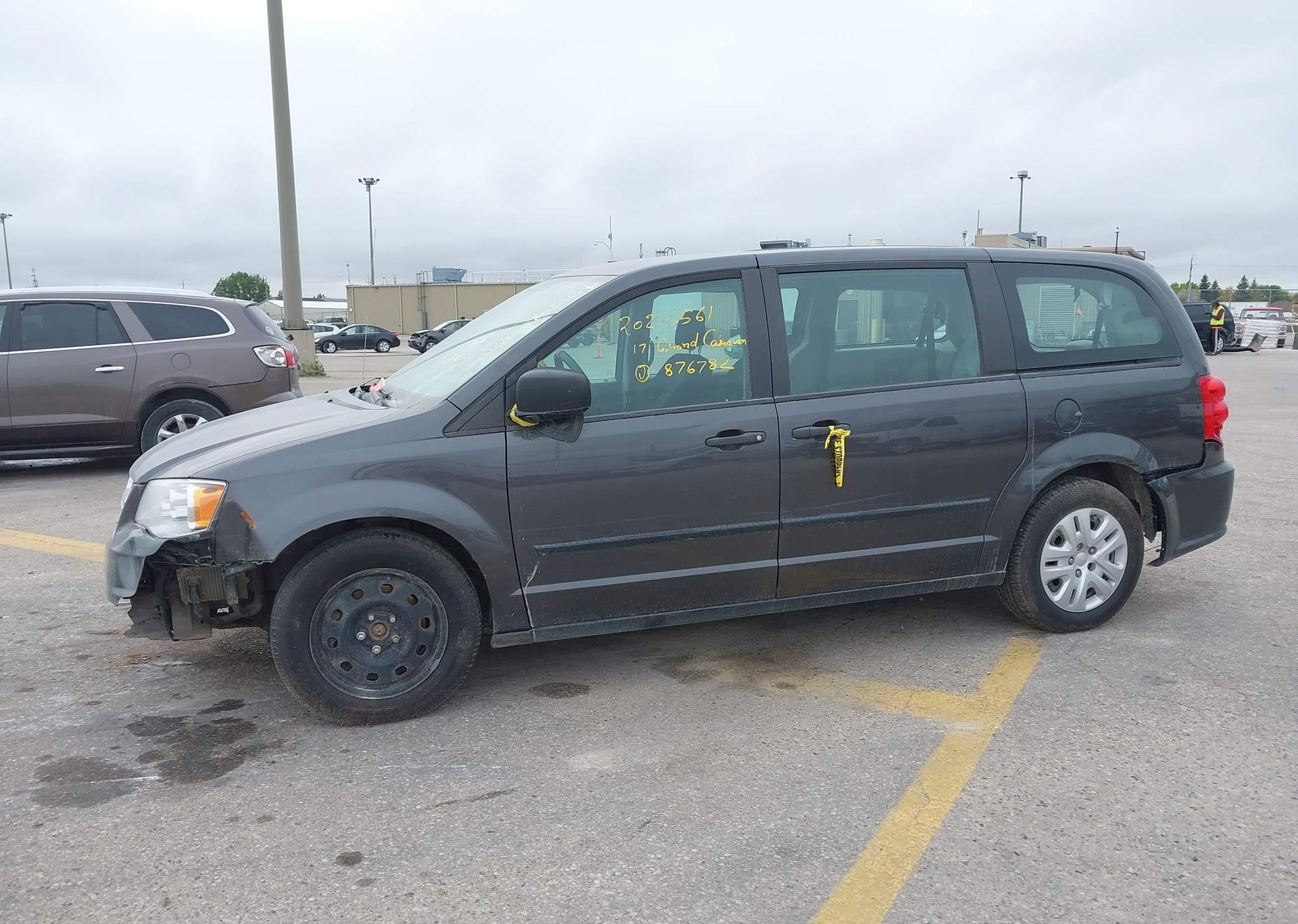 2017 DODGE GRAND CARAVAN SE