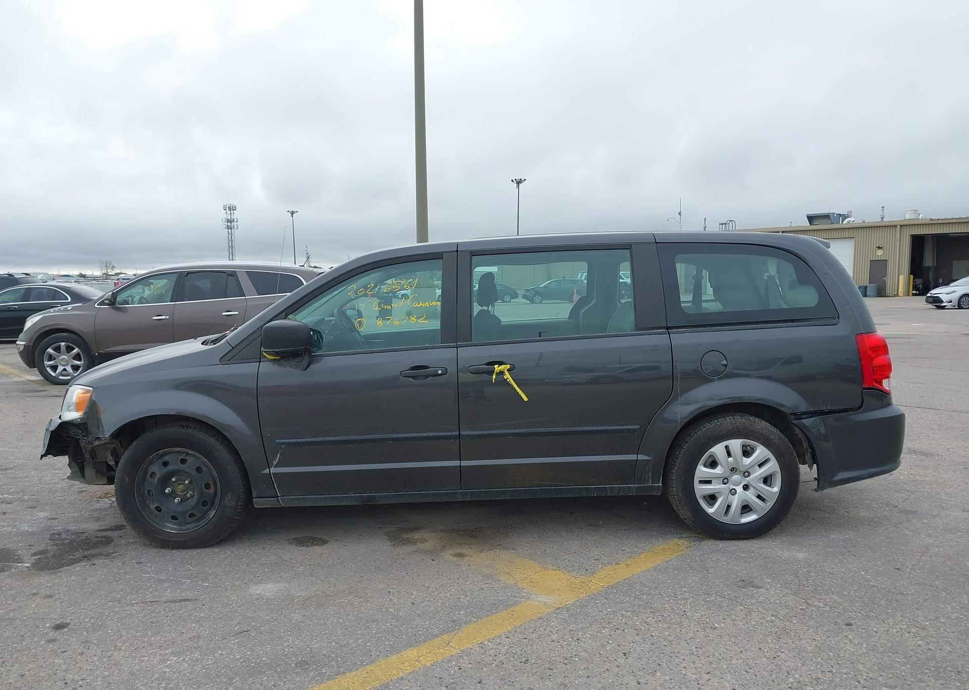 2017 DODGE GRAND CARAVAN SE