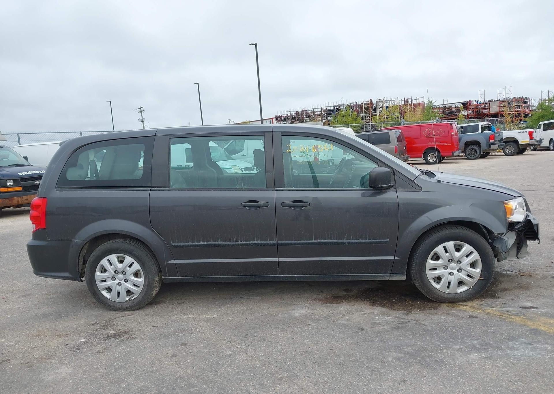 2017 DODGE GRAND CARAVAN SE