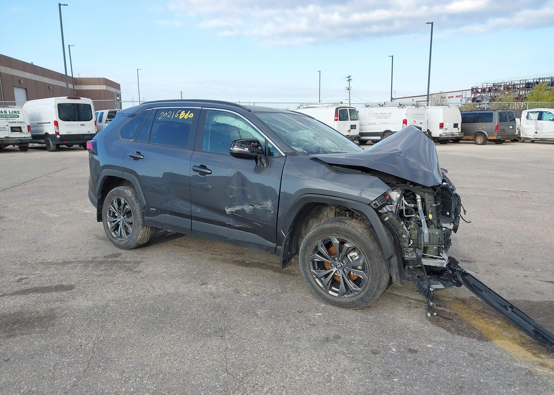 2024 TOYOTA RAV4 XLE HYBRID