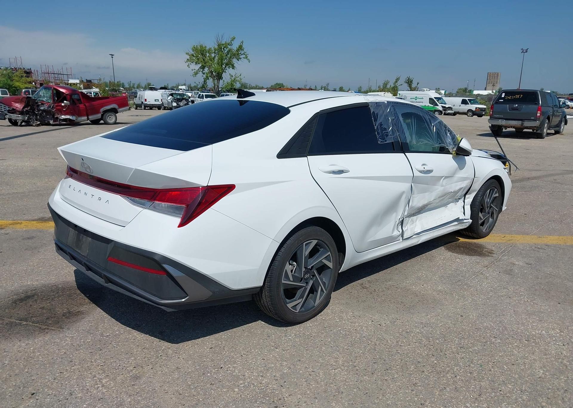 2025 HYUNDAI ELANTRA PREFERRED
