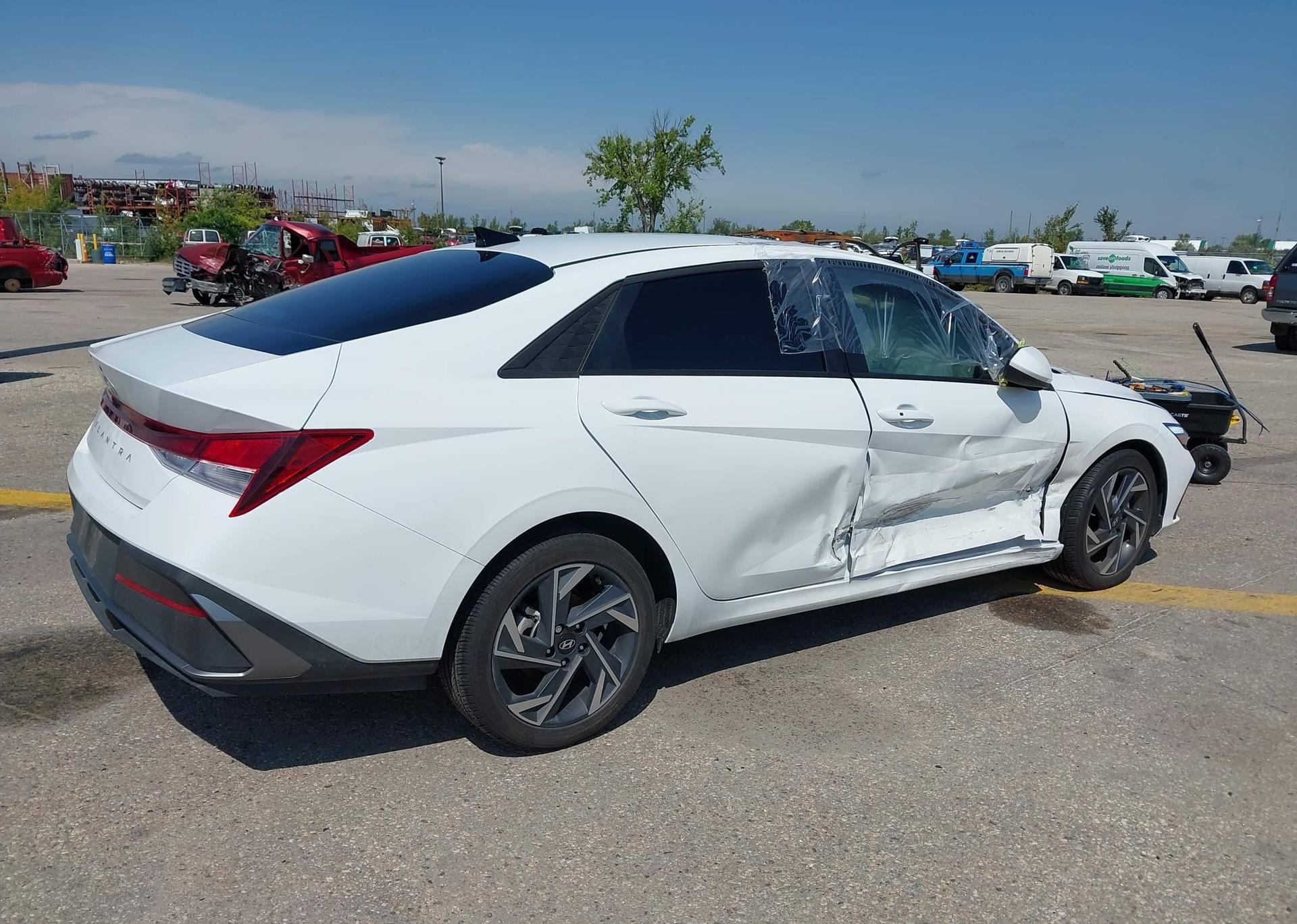 2025 HYUNDAI ELANTRA PREFERRED