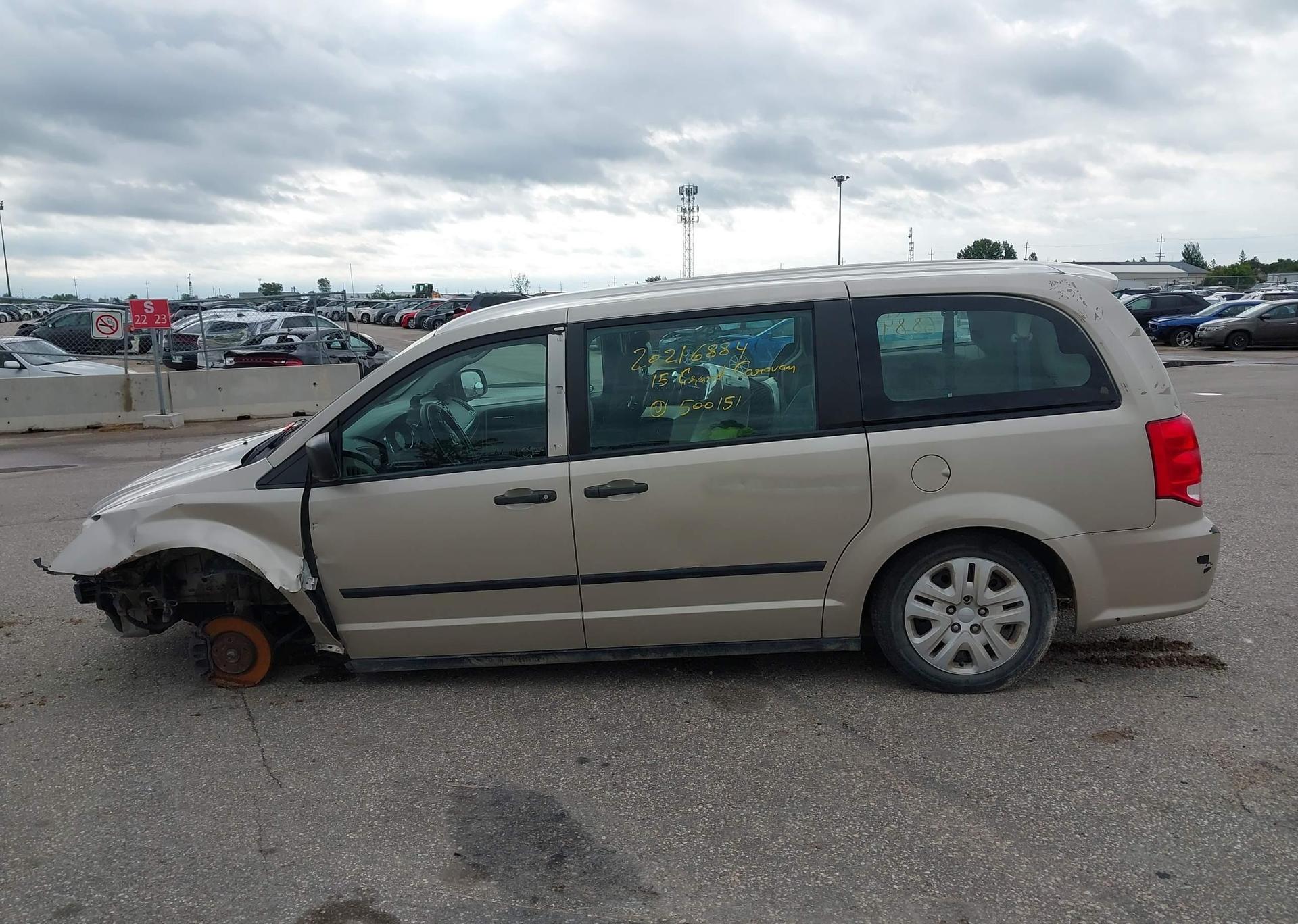 2015 DODGE GRAND CARAVAN SE