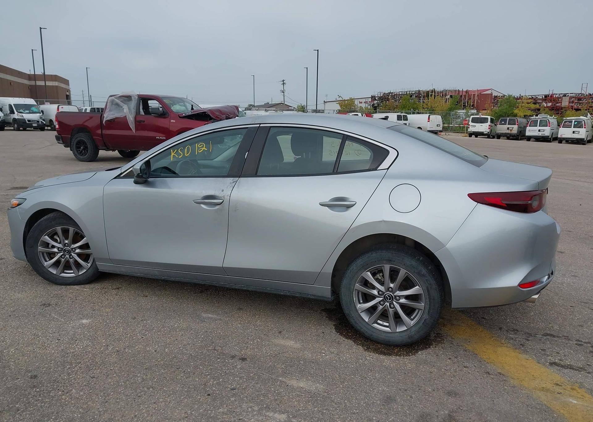 2019 MAZDA MAZDA3 GS