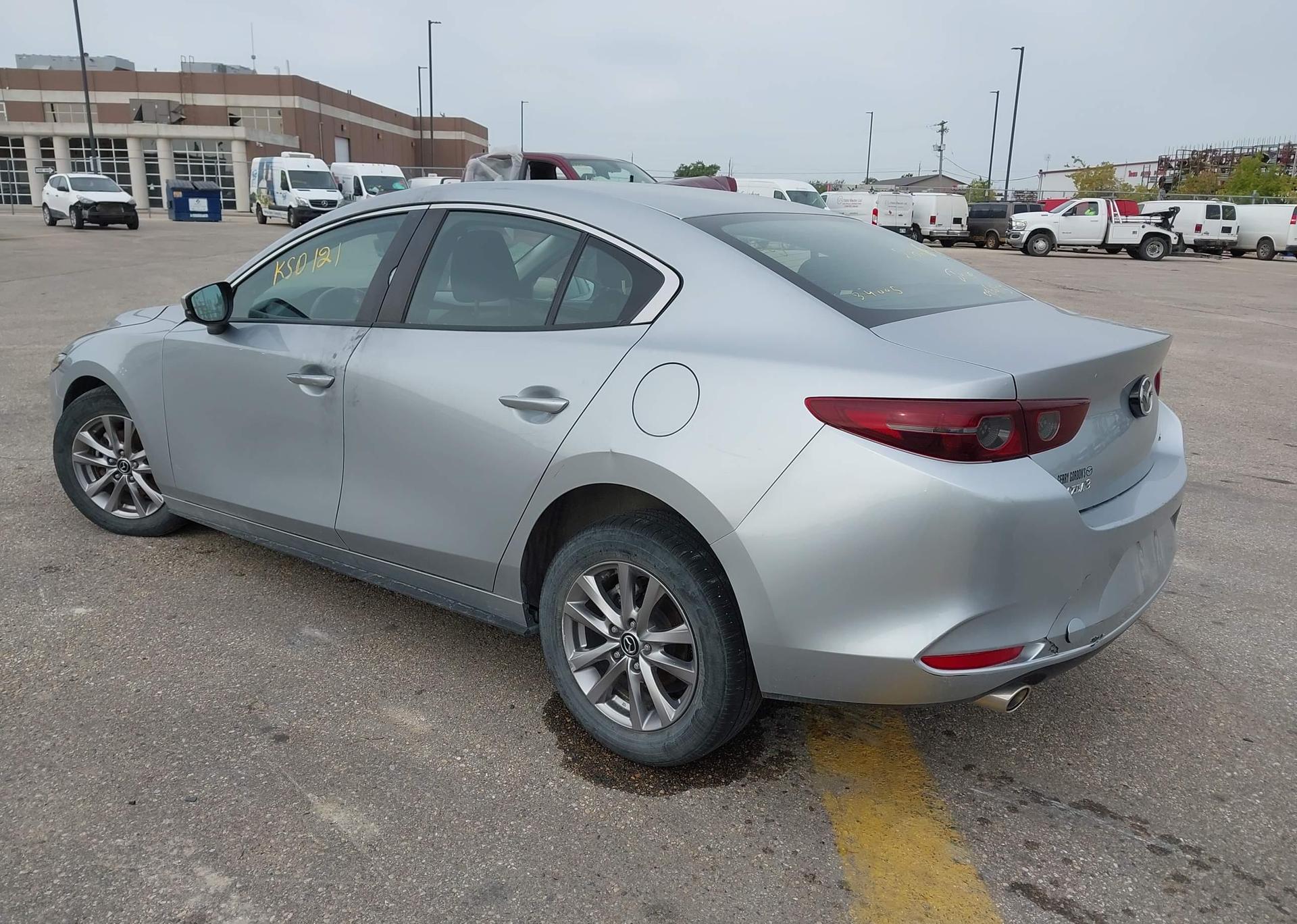 2019 MAZDA MAZDA3 GS