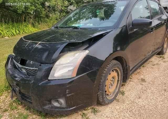 2010 NISSAN SENTRA SE-R