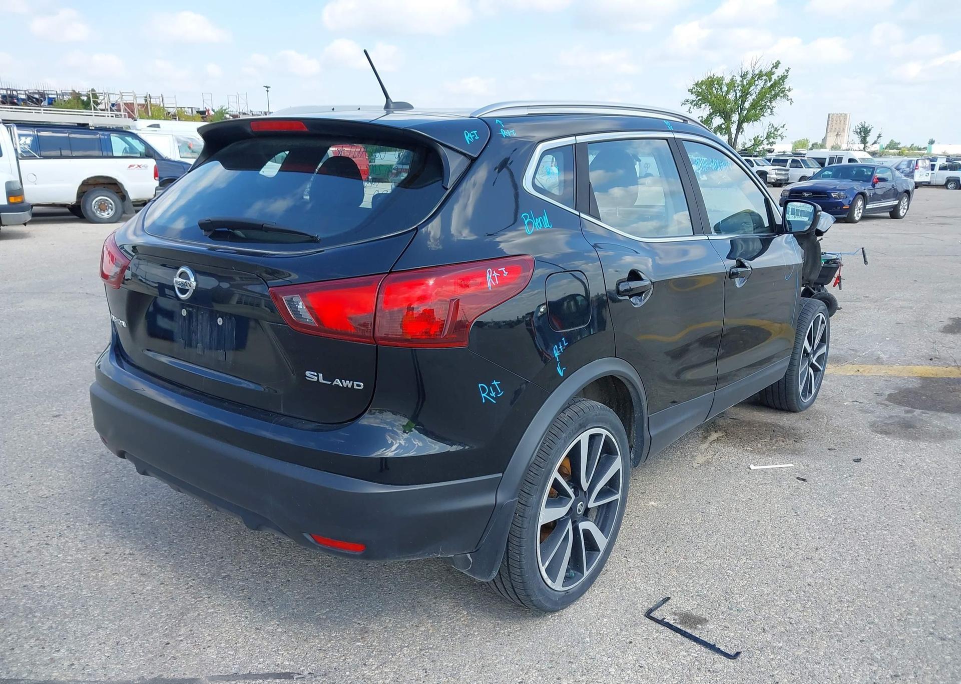 2018 NISSAN QASHQAI SL