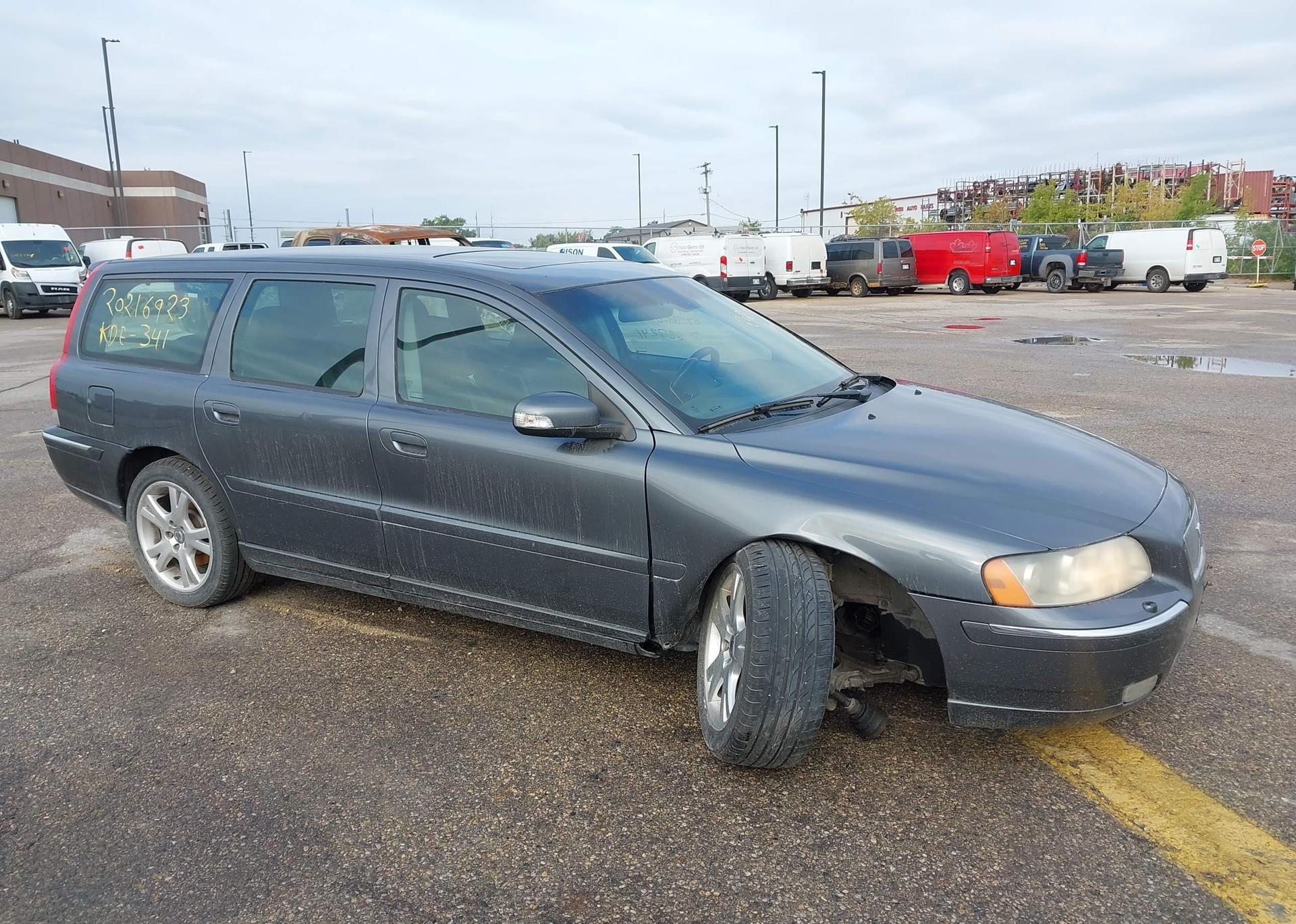 2007 VOLVO V70 2.5T TITANIUM