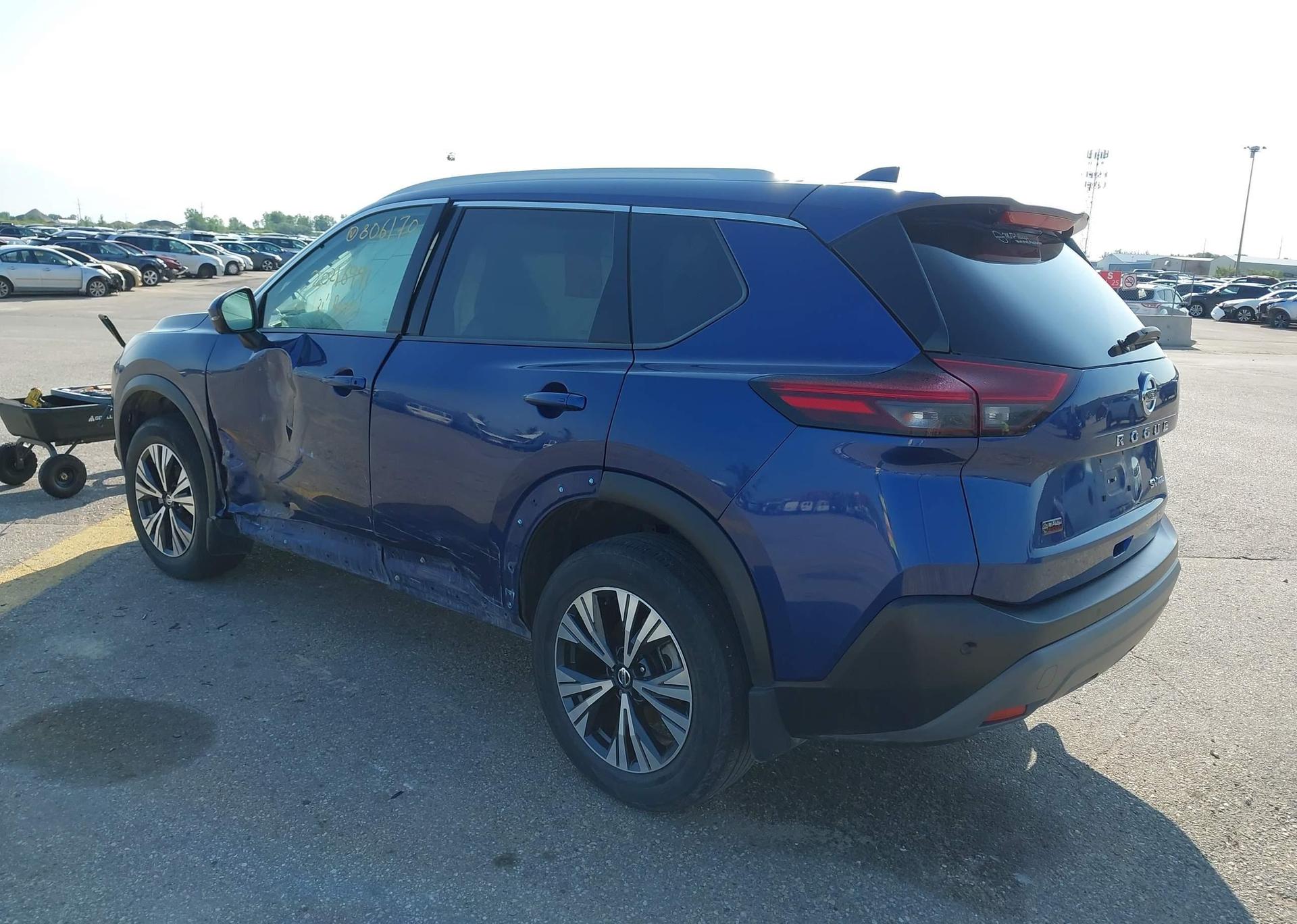2021 NISSAN ROGUE SV