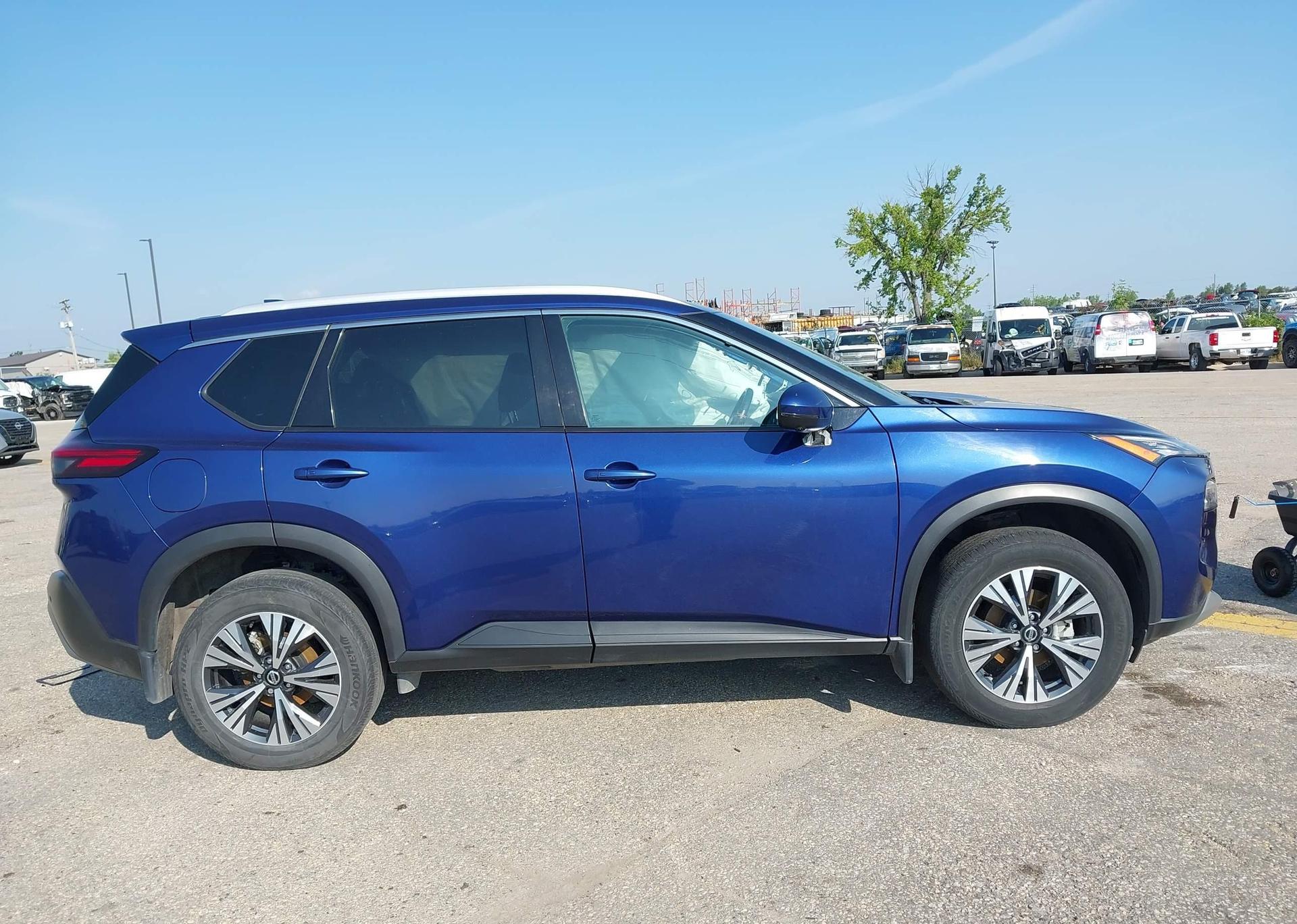 2021 NISSAN ROGUE SV
