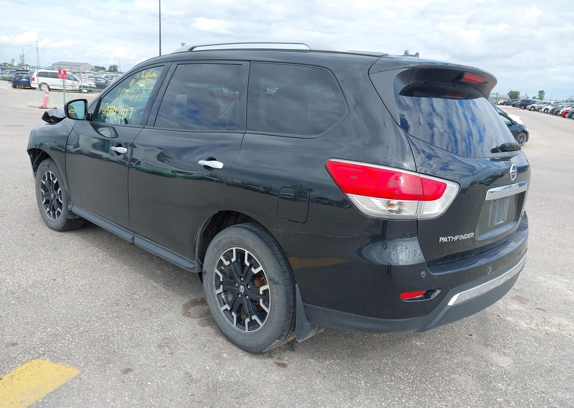 2015 NISSAN PATHFINDER S